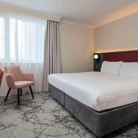 London Croydon Aerodrome Hotel, BW Signature Collection Bagian luar foto
