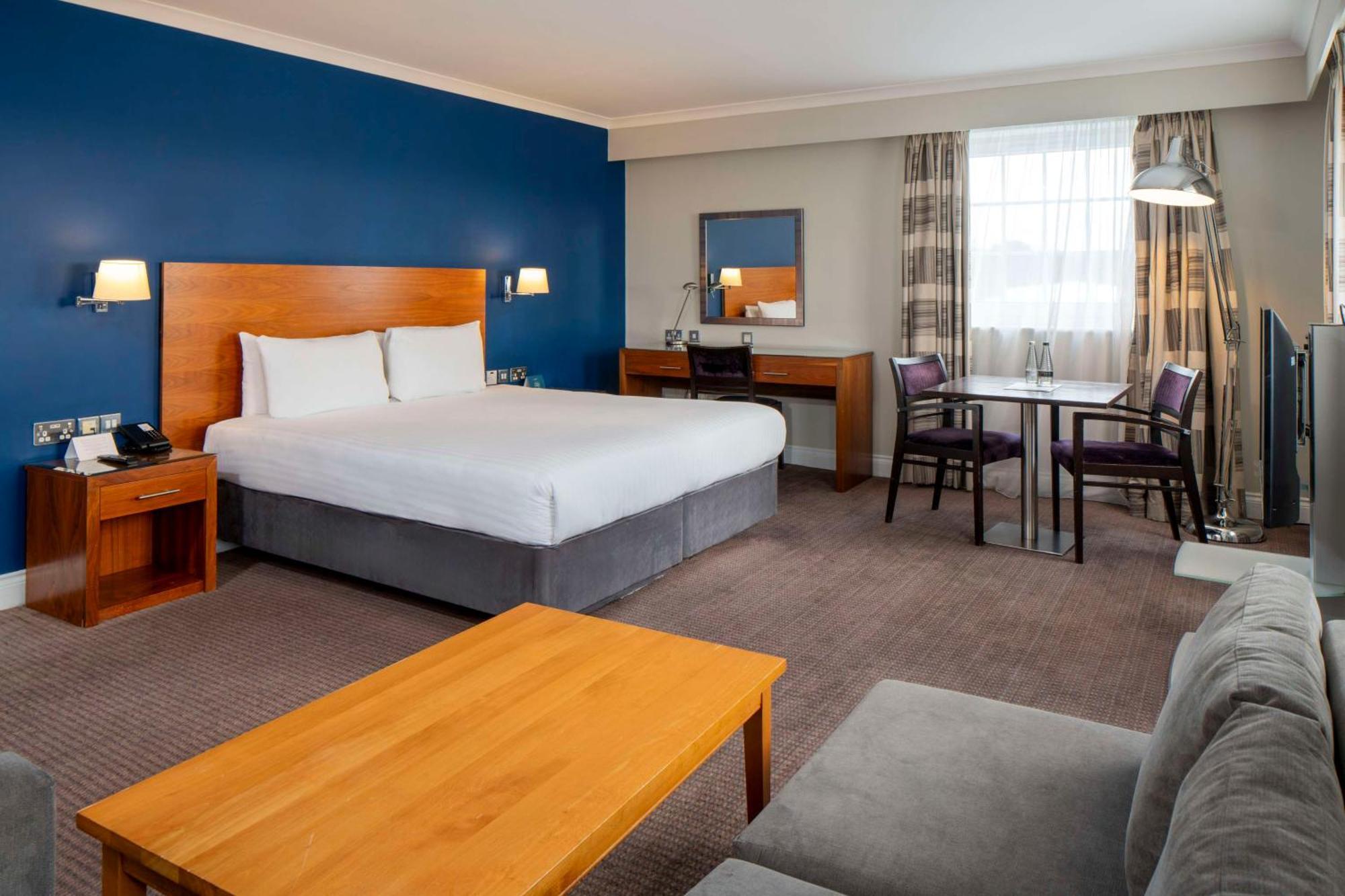 London Croydon Aerodrome Hotel, BW Signature Collection Bagian luar foto
